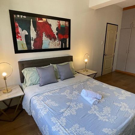 Spacious 1 Bedroom Unit Forbeswood Heights Taguig Exterior foto